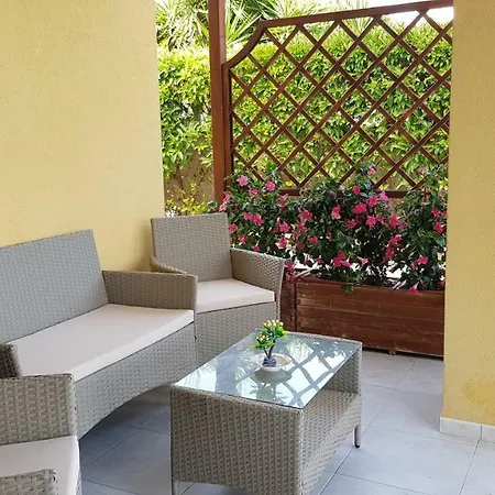 Artemide Vila
